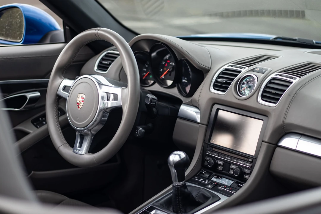 2015 Porsche 981 Boxster GTS - Image 11 of 12