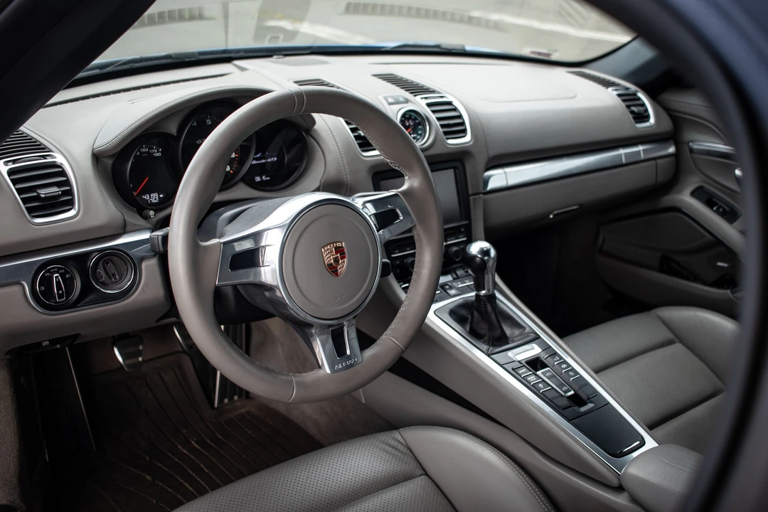 2015 Porsche 981 Boxster GTS - Image 10 of 12