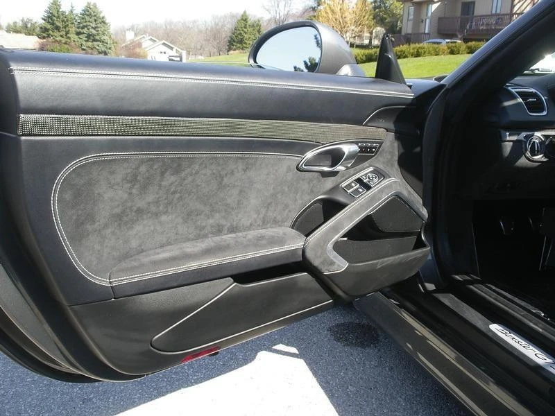 2015 Porsche 981 Boxster GTS - Image 8 of 10
