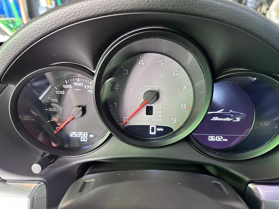 2015 Porsche 981 Boxster S - Image 18 of 24