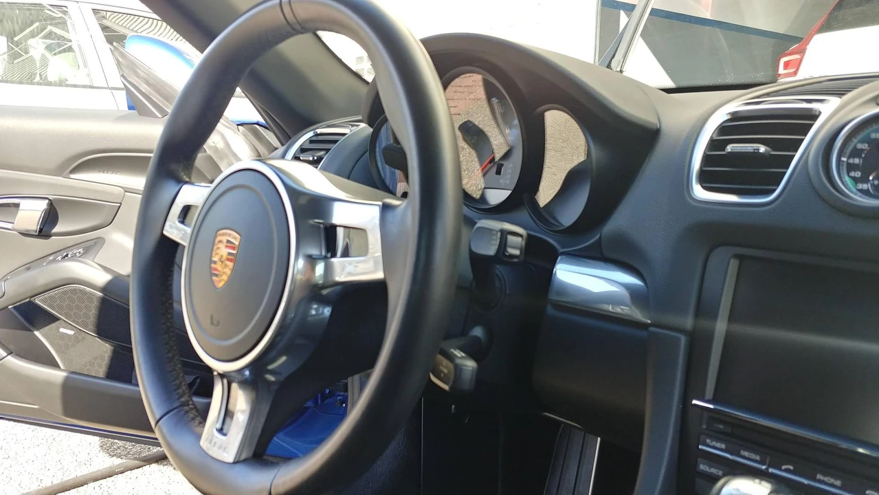 2015 Porsche 981 Boxster S - Image 3 of 31
