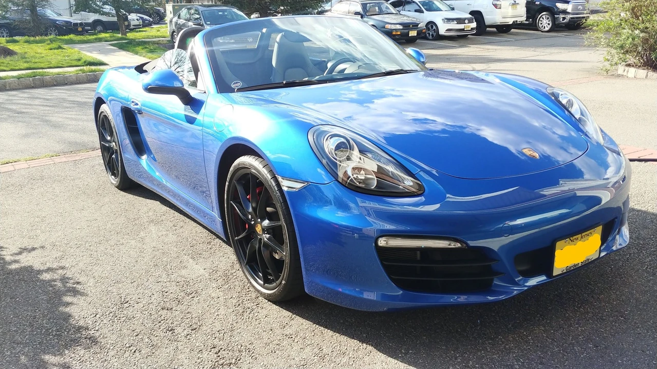 2015 Porsche 981 Boxster S - Image 16 of 31