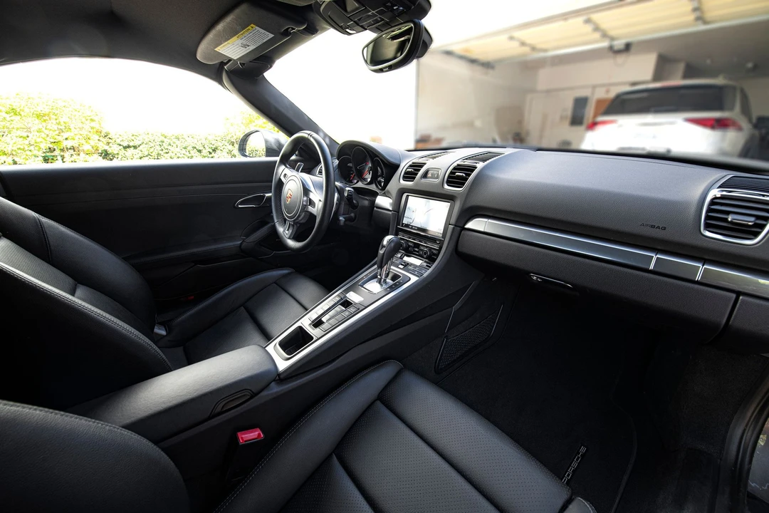 2015 Porsche 981 Boxster S - Image 8 of 9