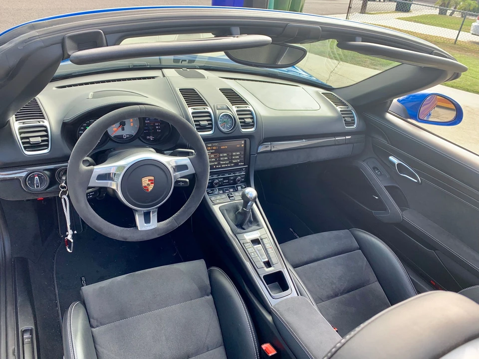 2015 Porsche 981 Boxster GTS - Image 9 of 13