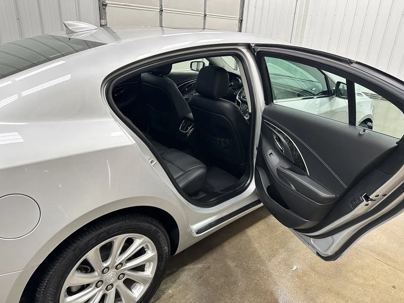 2015 Buick LaCrosse - Image 16 of 21