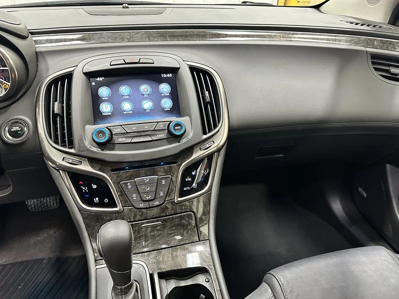 2015 Buick LaCrosse - Image 10 of 12