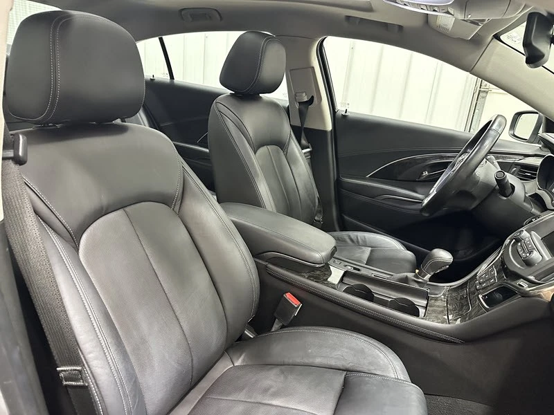 2015 Buick LaCrosse - Image 19 of 21