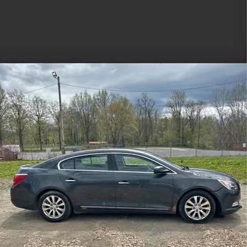 2015 Buick LaCrosse Avenir Sedan 4D