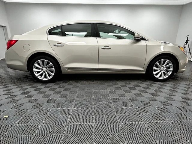 2015 Buick LaCrosse - Image 11 of 12