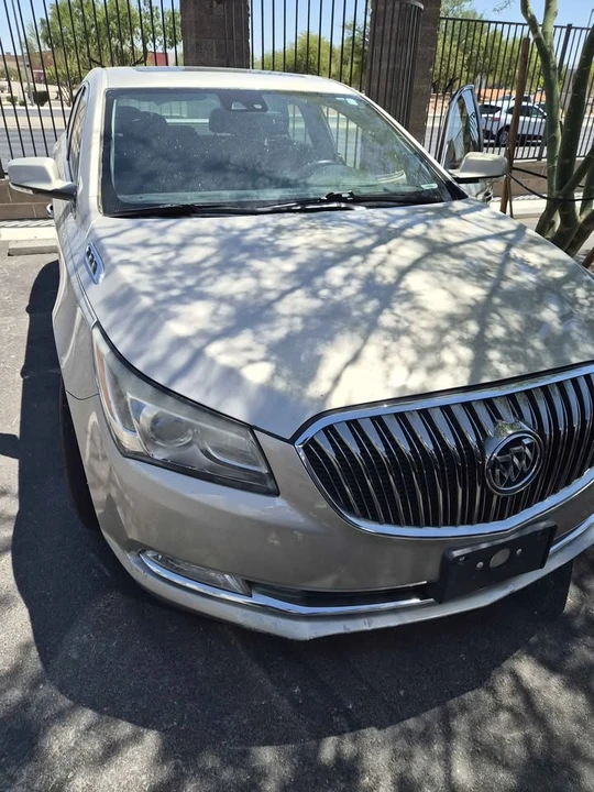 2015 Buick LaCrosse - Image 2 of 9
