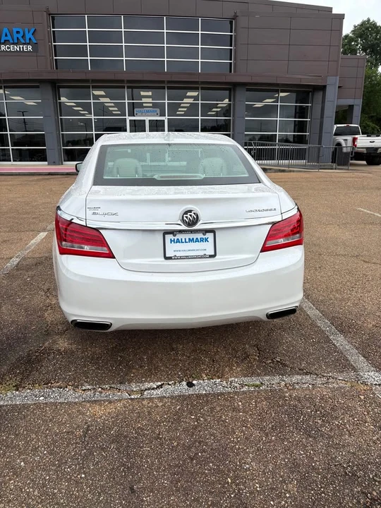 2015 Buick LaCrosse - Image 2 of 4