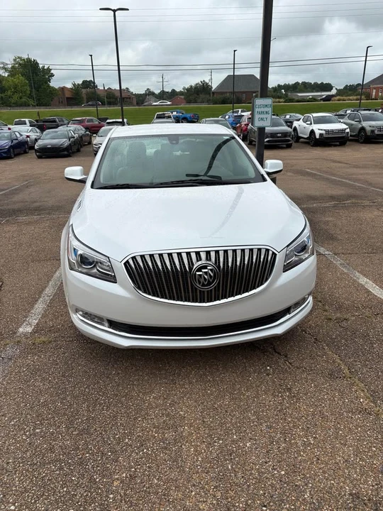 2015 Buick LaCrosse - Image 3 of 4