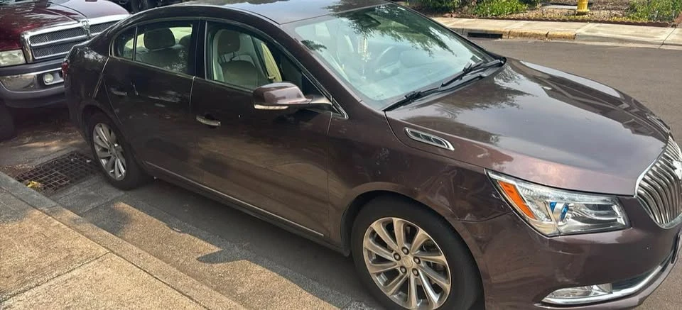 2015 Buick LaCrosse - Image 2 of 4
