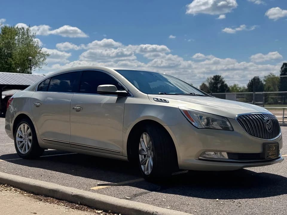 2015 Buick LaCrosse - Image 8 of 16