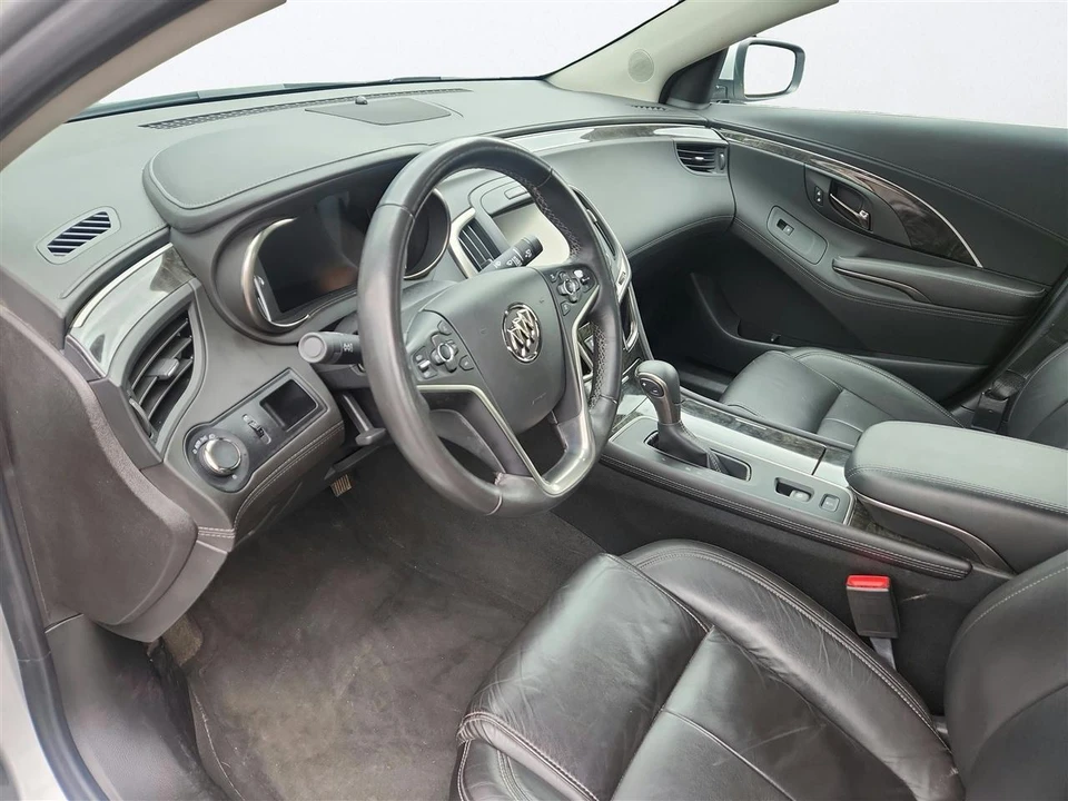 2015 Buick LaCrosse - Image 13 of 26
