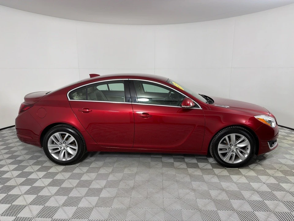 2015 Buick Regal - Image 4 of 12