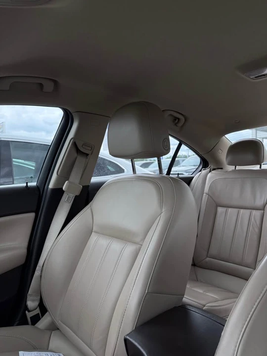 2015 Buick Regal - Image 10 of 12