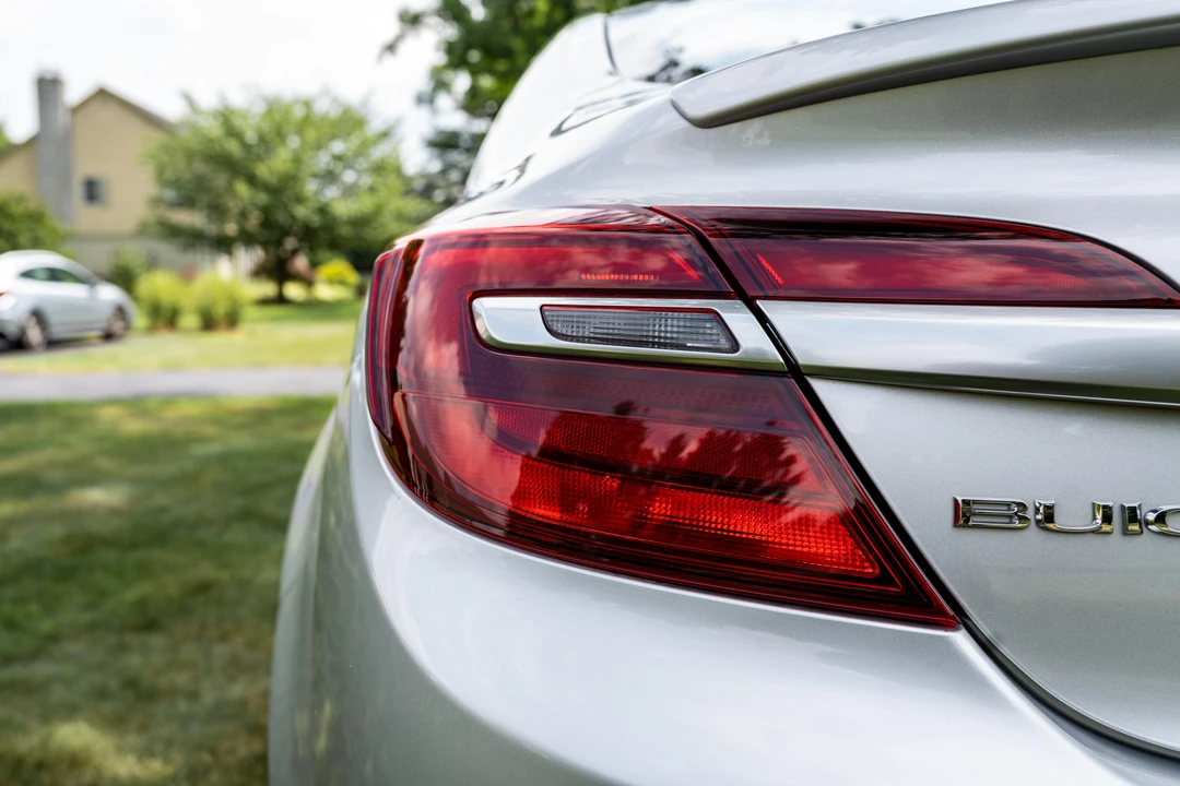 2015 Buick Regal - Image 23 of 31