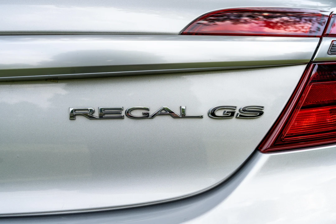 2015 Buick Regal - Image 27 of 31