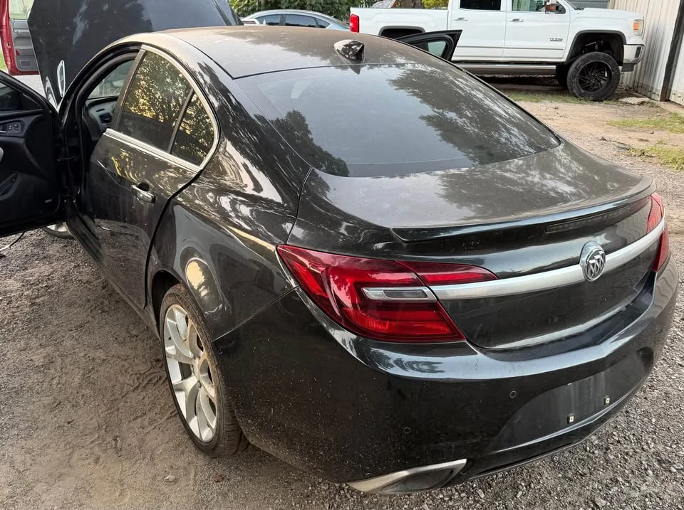 2015 Buick Regal - Image 4 of 11