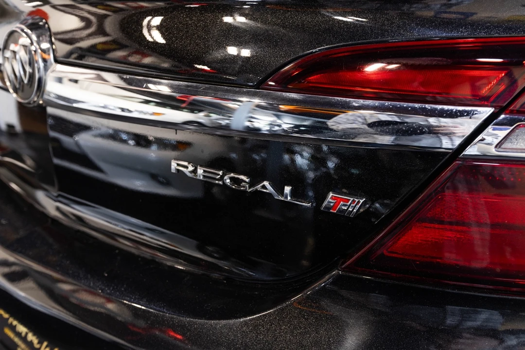 2015 Buick Regal - Image 10 of 31