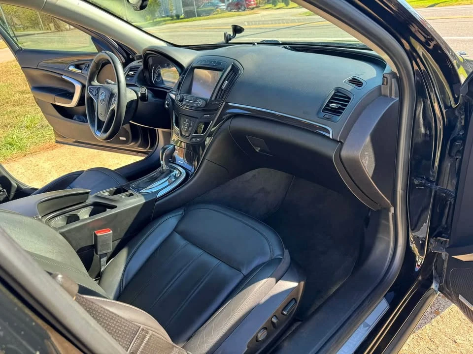 2015 Buick Regal - Image 2 of 10
