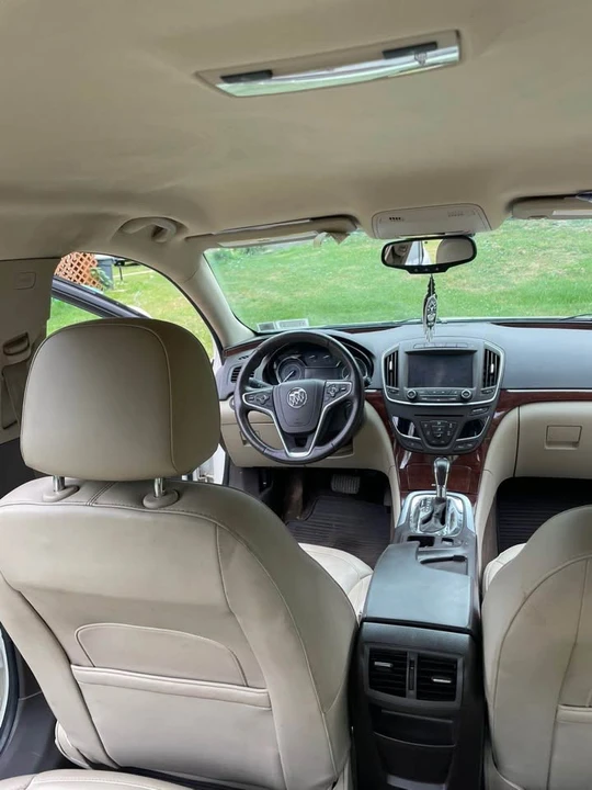 2015 Buick Regal - Image 13 of 15