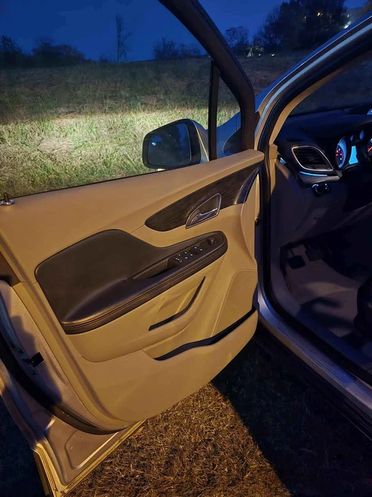 2015 Buick Encore - Image 9 of 10
