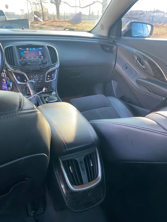 2015 Buick LaCrosse - Image 4 of 5