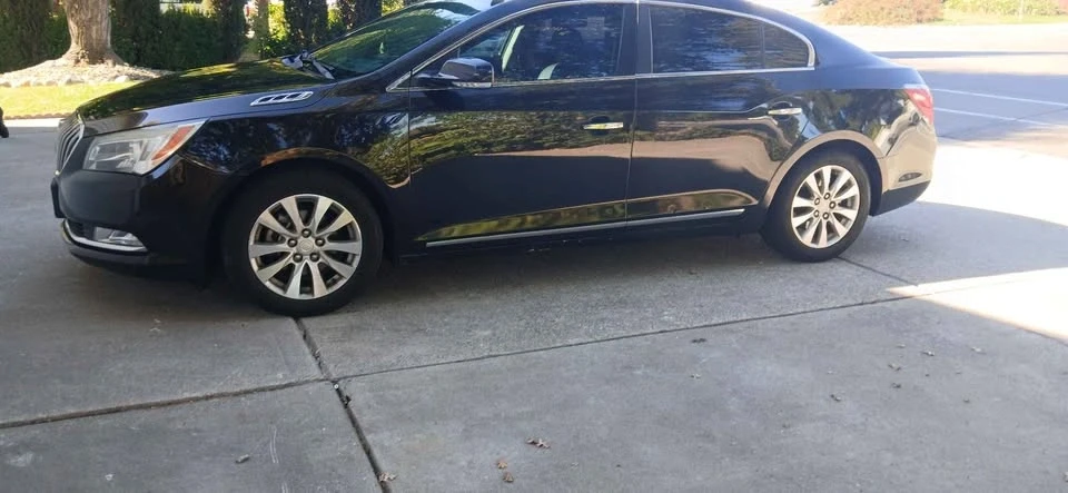 2015 Buick LaCrosse - Image 2 of 14