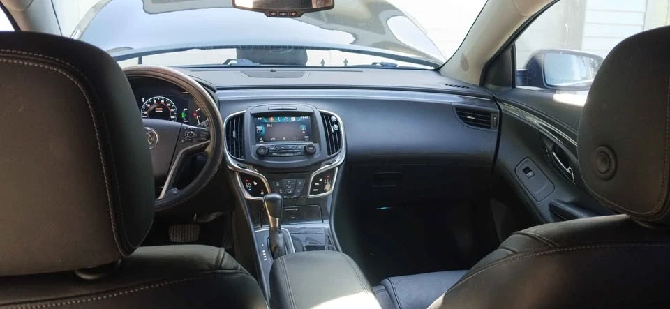 2015 Buick LaCrosse - Image 6 of 13