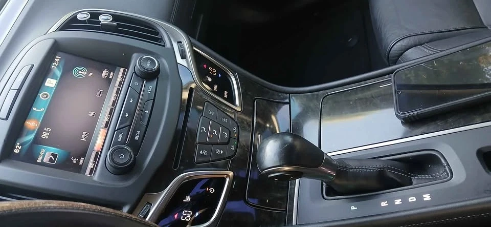 2015 Buick LaCrosse - Image 7 of 14