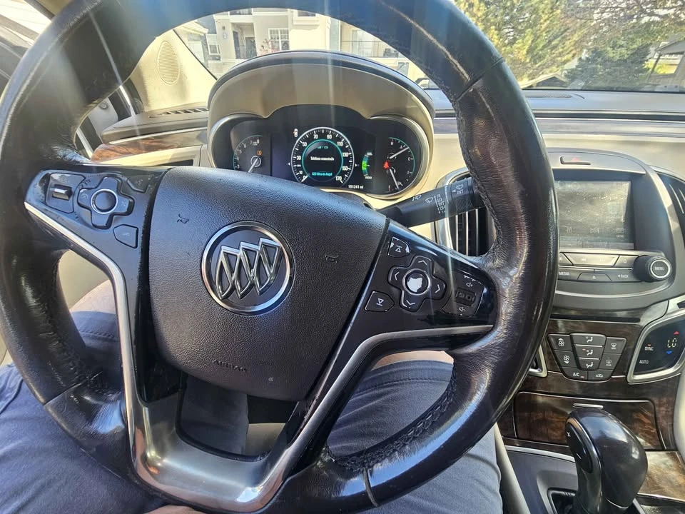 2015 Buick LaCrosse - Image 3 of 12