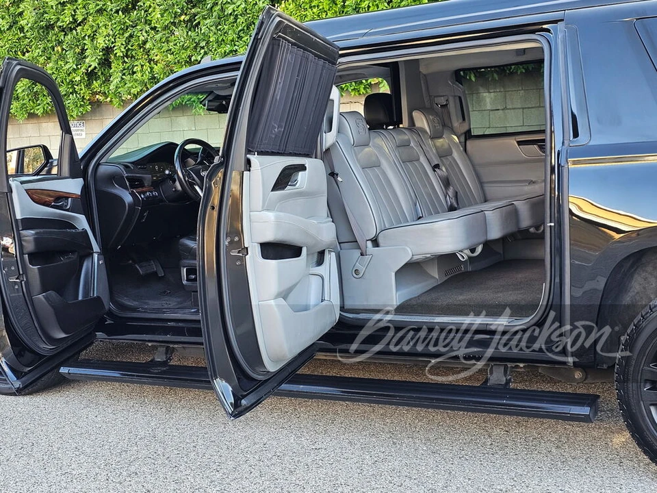 2015 Cadillac Escalade 4th Gen - Image 7 of 29