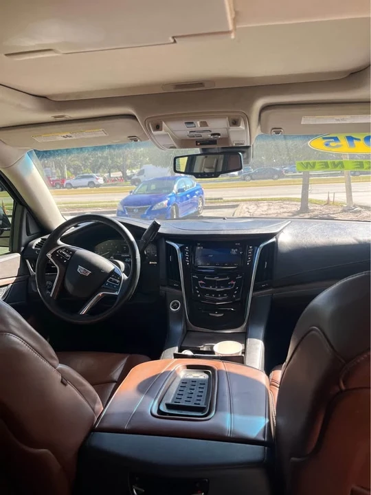 2015 Cadillac Escalade 4th Gen - Image 7 of 8