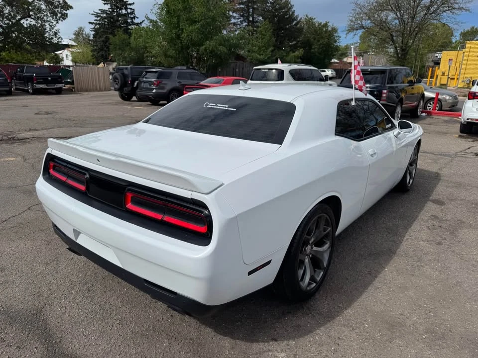 2015 Dodge Challenger 3rd Gen - Image 17 of 18