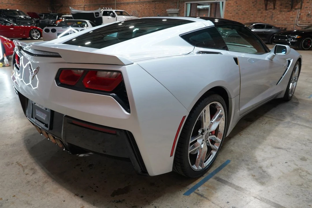 2015 Chevrolet Corvette C7 - Image 17 of 31