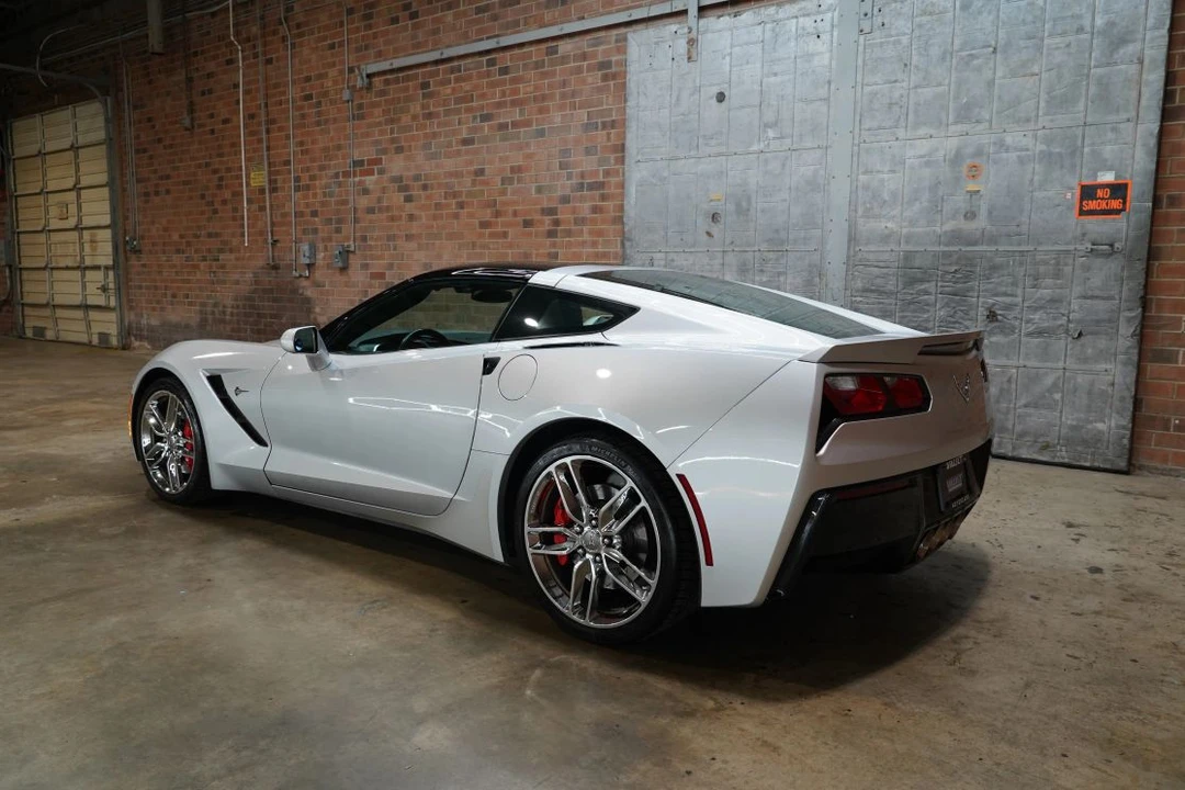 2015 Chevrolet Corvette C7 - Image 11 of 31