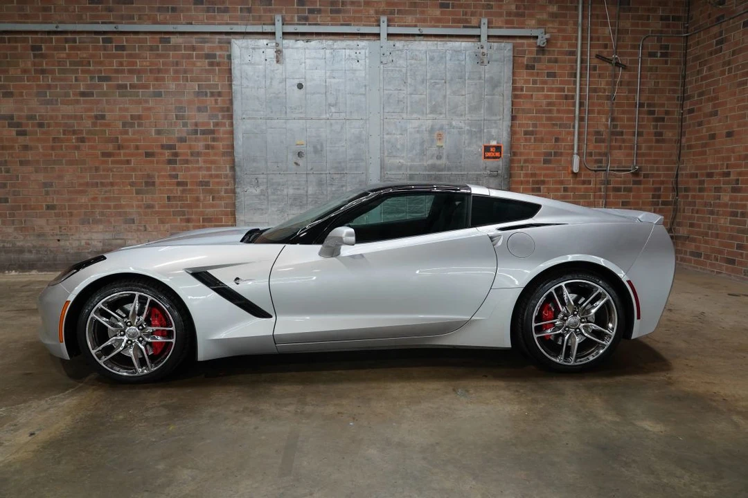 2015 Chevrolet Corvette C7 - Image 9 of 31