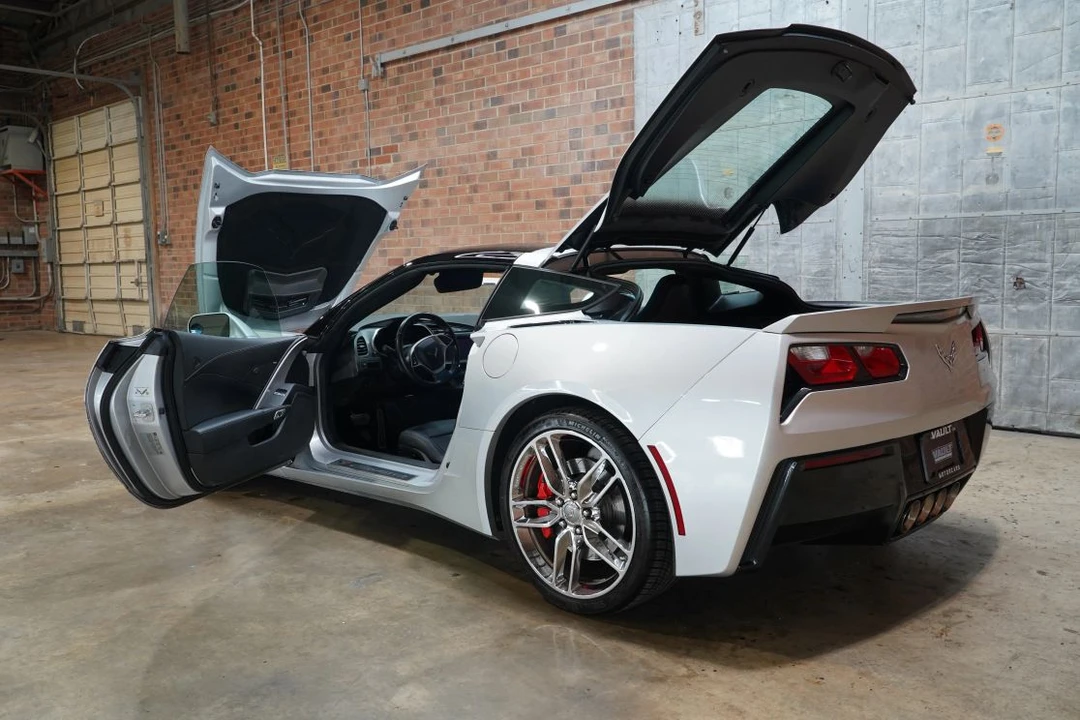 2015 Chevrolet Corvette C7 - Image 28 of 31