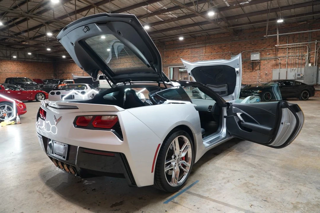 2015 Chevrolet Corvette C7 - Image 29 of 31