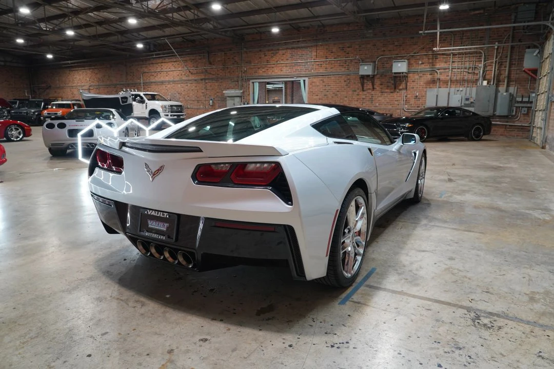 2015 Chevrolet Corvette C7 - Image 14 of 31