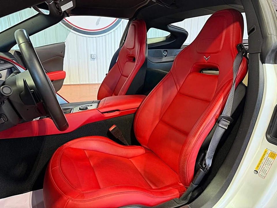 2015 Chevrolet Corvette C7 Z06 - Image 23 of 31