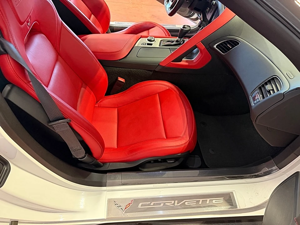 2015 Chevrolet Corvette C7 Z06 - Image 26 of 31