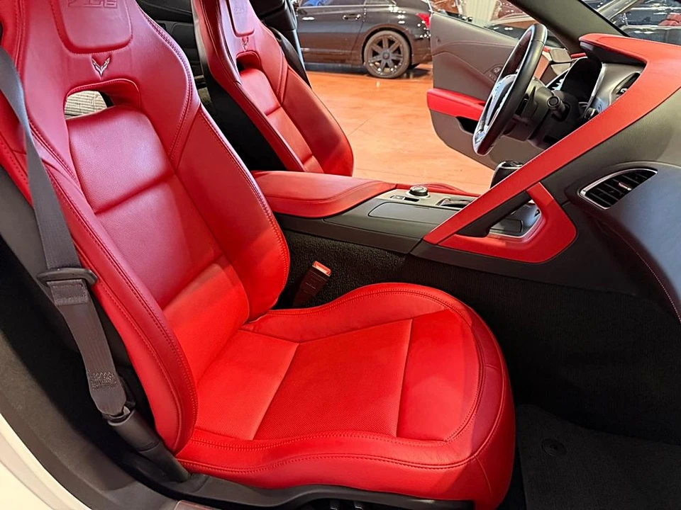 2015 Chevrolet Corvette C7 Z06 - Image 27 of 31