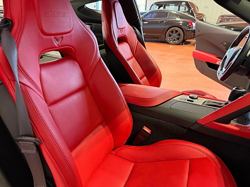 2015 Chevrolet Corvette C7 Z06 - Image 28 of 31