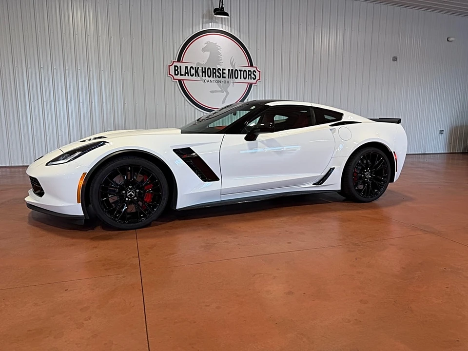 2015 Chevrolet Corvette C7 Z06 - Image 4 of 31
