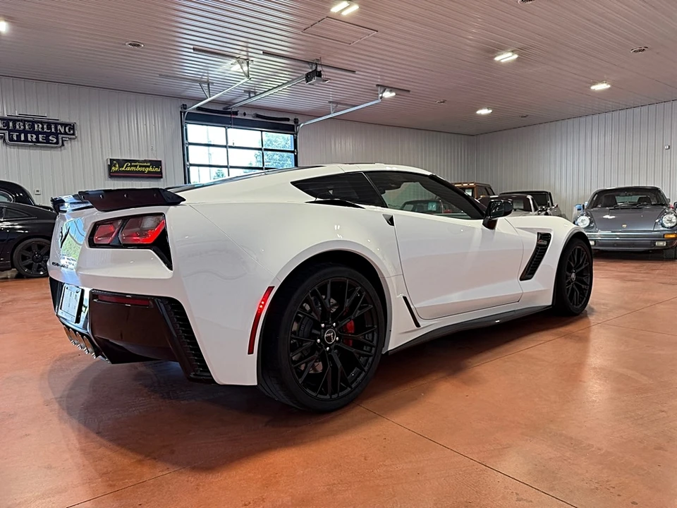 2015 Chevrolet Corvette C7 Z06 - Image 9 of 31