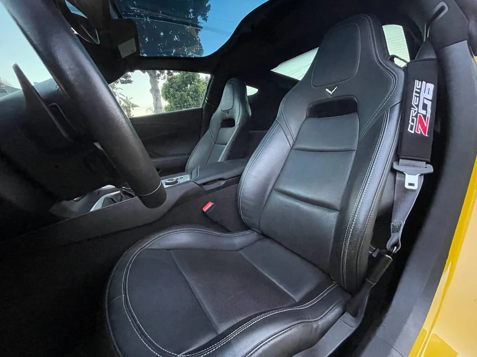 2015 Chevrolet Corvette C7 Z06 - Image 10 of 17