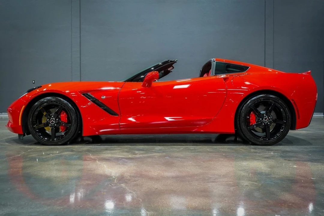 2015 Chevrolet Corvette C7 - Image 2 of 21